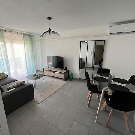 Joli Appt 45 M2 Avec Terrasse Διαμέρισμα Lunel  Εξωτερικό φωτογραφία
